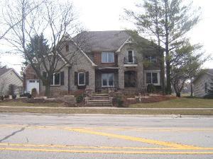 1404 Royal St George Dr., Naperville, IL 60563