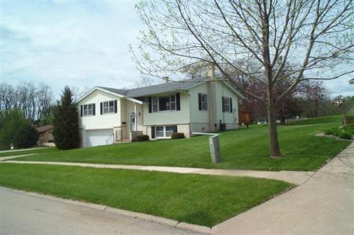 100 Blackhawk Dr., Galena, IL 61036