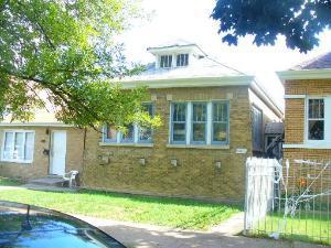 6011 S Sawyer, Chicago, IL 60629