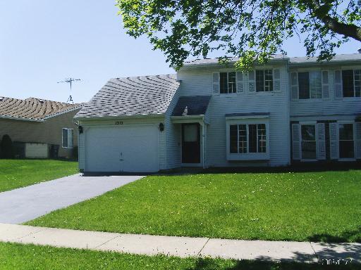 1315 Inverness Dr., Elgin, IL 60120