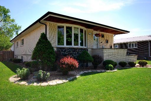 9733 S Kenton Ave., Oak Lawn, IL 60453