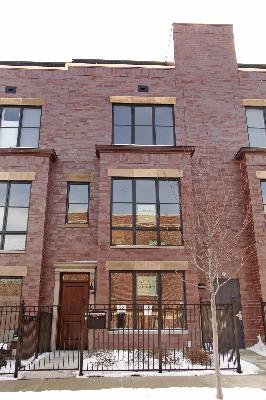 1721 W Schubert Ave. #H55, Chicago, IL 60614