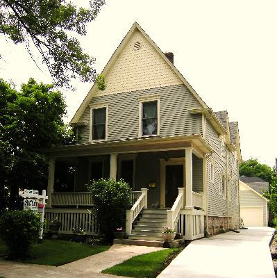 126 S Ashland Ave., La Grange, IL 60525