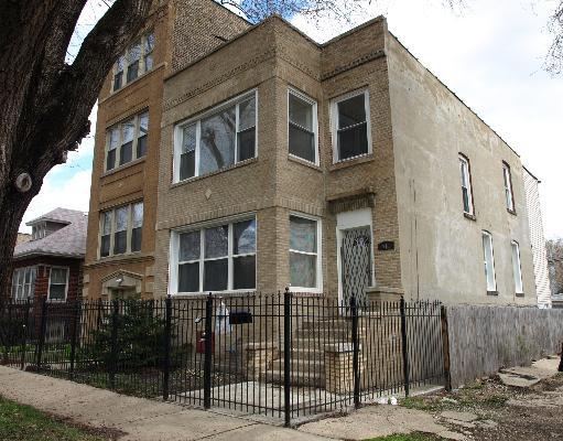 411 N Hamlin Ave., Chicago, IL 60624