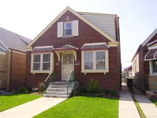 3927 W 70th St., Chicago, IL 60629