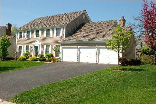 416 Whitney Dr., Barrington, IL 60010