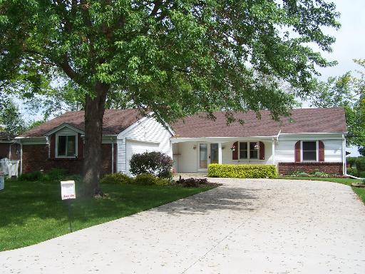 1245 Lotus Ln., Kankakee, IL 60901