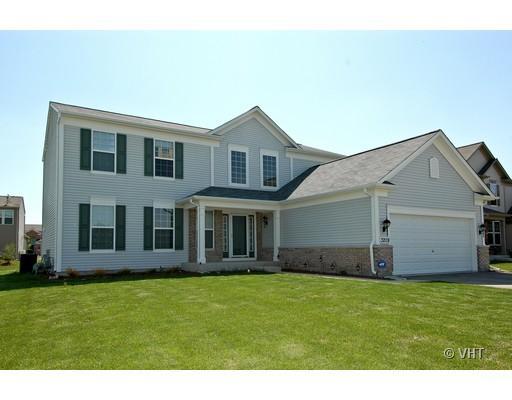 3208 Deerpath Ln., Carpentersville, IL 60110