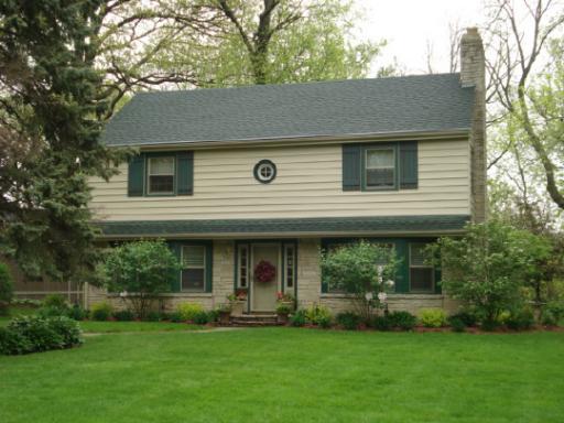 201 Palm Ave., Rockford, IL 61107