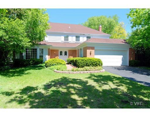 66 Coventry Rd., Northfield, IL 60093