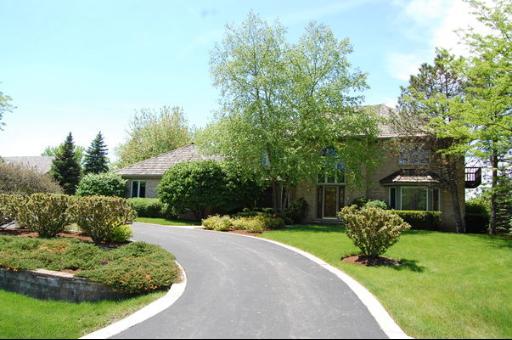 9 Seneca West, Hawthorn Woods, IL 60047