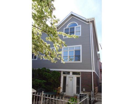 3344 N Clifton, Chicago, IL 60657