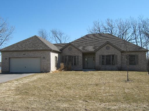 3722 Thunderbird Ln., Prairie Grove, IL 60012