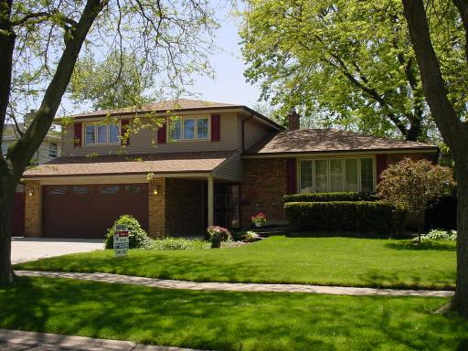 5605 W 98th Pl., Oak Lawn, IL 60453