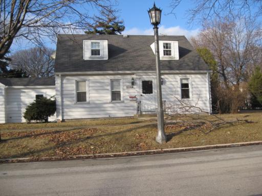 644 S 6th Ave., La Grange, IL 60525