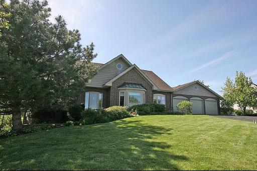 8 Princeton Ct., Hawthorn Woods, IL 60047