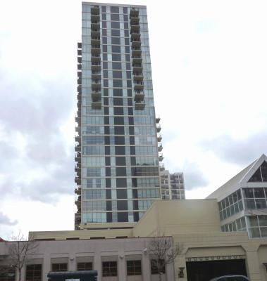 1212 N Lasalle Dr. #2201, Chicago, IL 60610