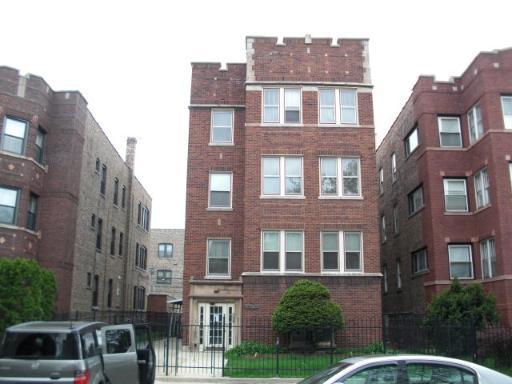 7952 S Champlain Ave., Chicago, IL 60619