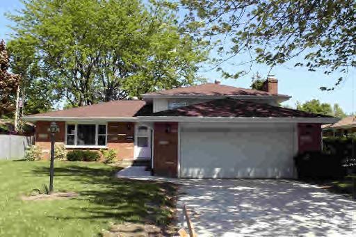 884 Cheryl Ln., Kankakee, IL 60901
