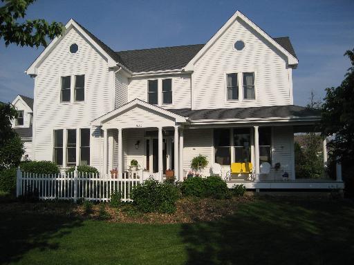 320 Westhaven Cir., Geneva, IL 60134