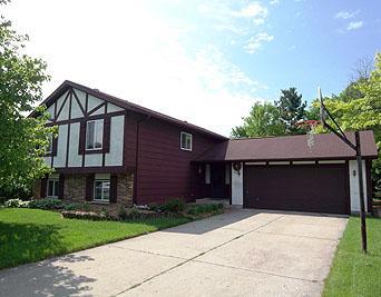 1055 Barlina Rd., Crystal Lake, IL 60014