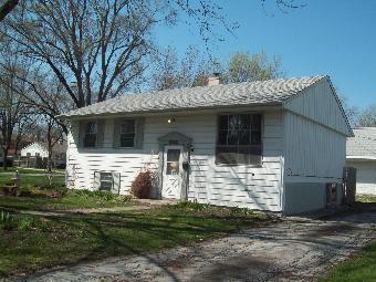 3447 Sally Dr., Steger, IL 60475