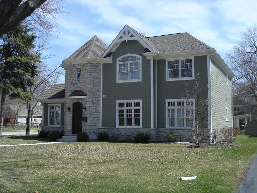 101 Indian Dr., Clarendon Hills, IL 60514