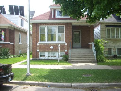 5819 W Ainslie, Chicago, IL 60630