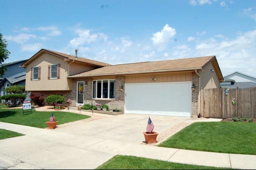 3201 Cathy Dr., Joliet, IL 60431