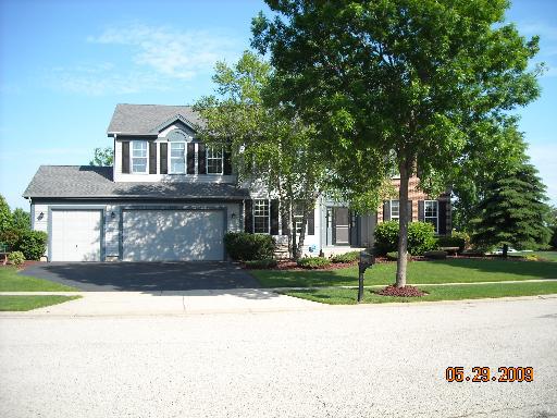 1541 Kensington Dr., Algonquin, IL 60102