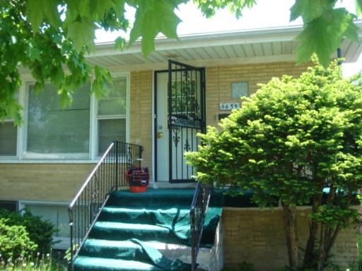 6655 S Bell Ave., Chicago, IL 60636