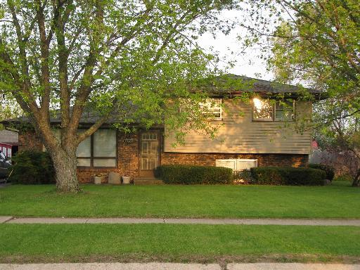 16939 Heathercreek Rd., Plainfield, IL 60586