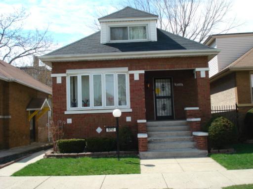 8250 S Elizabeth, Chicago, IL 60620