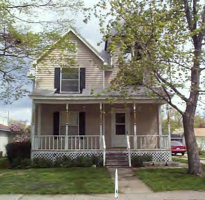 447 W Sheffield St., St. Anne, IL 60964