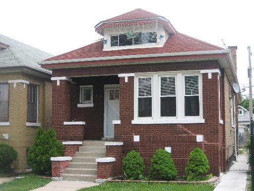 5717 S Whipple St., Chicago, IL 60629