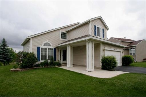 976 Castlewood Ln., Bartlett, IL 60103