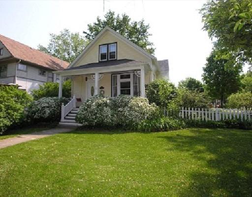 351 S Ashland Ave., La Grange, IL 60525