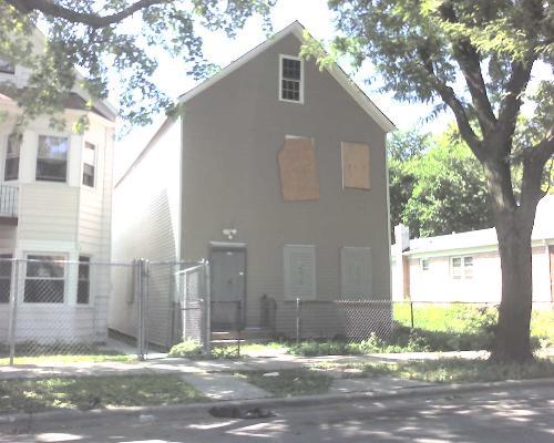 2027 W James St., Chicago, IL 60609