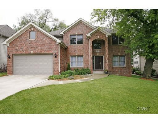 1212 Richmond Ave., Westmont, IL 60559