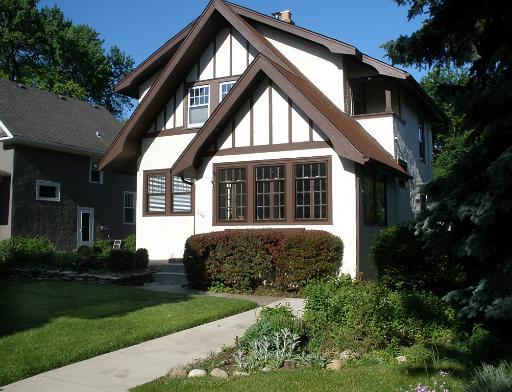 204 S Brainard Ave., La Grange, IL 60525