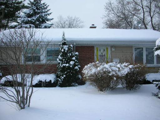 706 N Main St., Mount Prospect, IL 60056