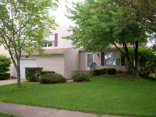 1555 Brighton Cir., Aurora, IL 60506