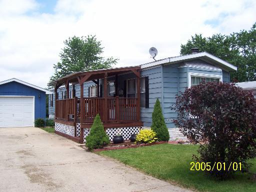 38 Poplar Dr., Sandwich, IL 60548