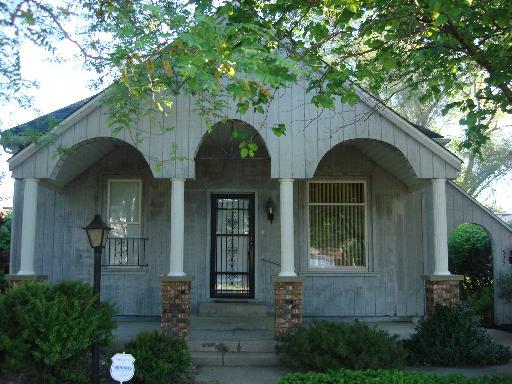 322 E First St., Oglesby, IL 61348