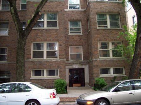 549 W Surf St. #1B, Chicago, IL 60657