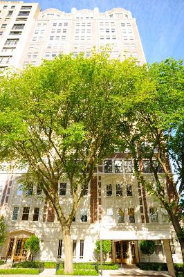 2440 N Lakeview Ave. #1-F, Chicago, IL 60614