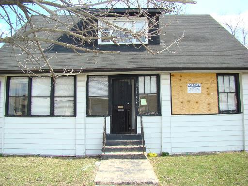 10127 S Yale Ave., Chicago, IL 60628