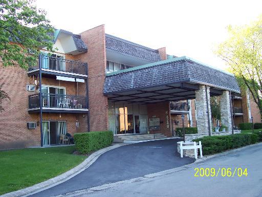 4248 Saratoga Ave. #305, Downers Grove, IL 60515