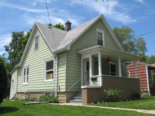 947 N 12th, Dekalb, IL 60115