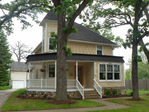 408 Park Ave., Grayslake, IL 60030